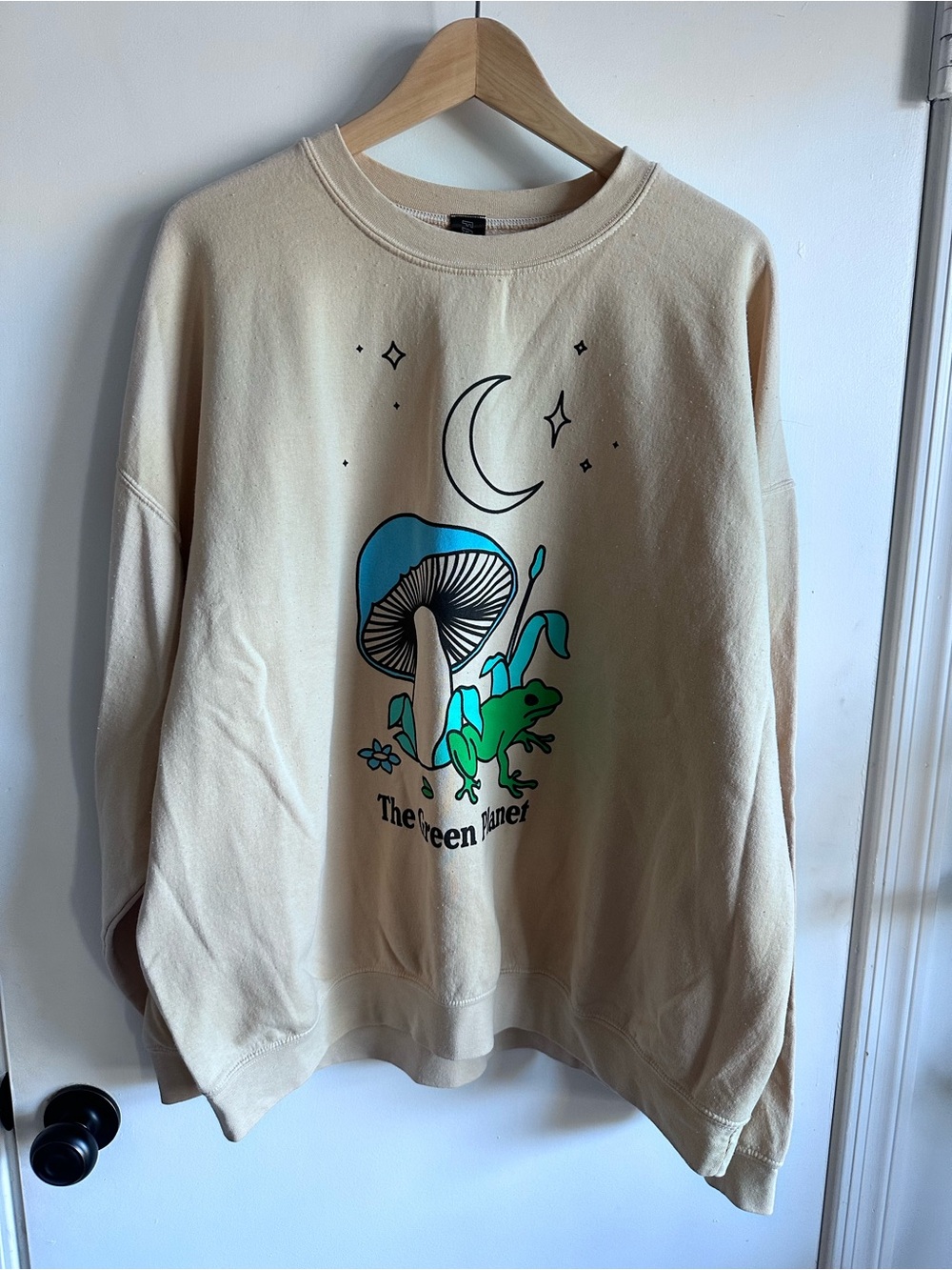 Cream Graphic Sweatshirt with Mushroom & Frog Print